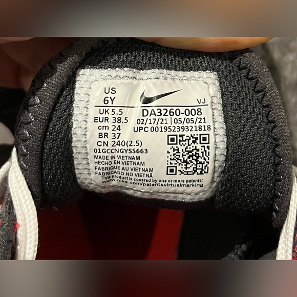 COPY - ✨Host Pick✨NIKE REPOSTO (GS) Youth 6, Women 71/2 - 8 - Picture 4 of 16